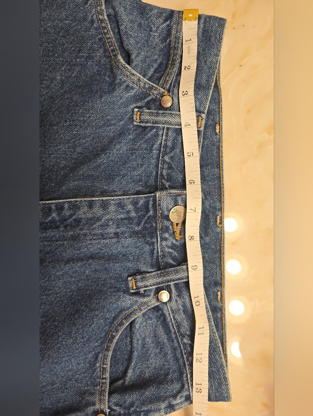 Size 27 Wrangler Blue Straight-Leg Jeans with Beaded Star Appliqués - Picture 6 of 6